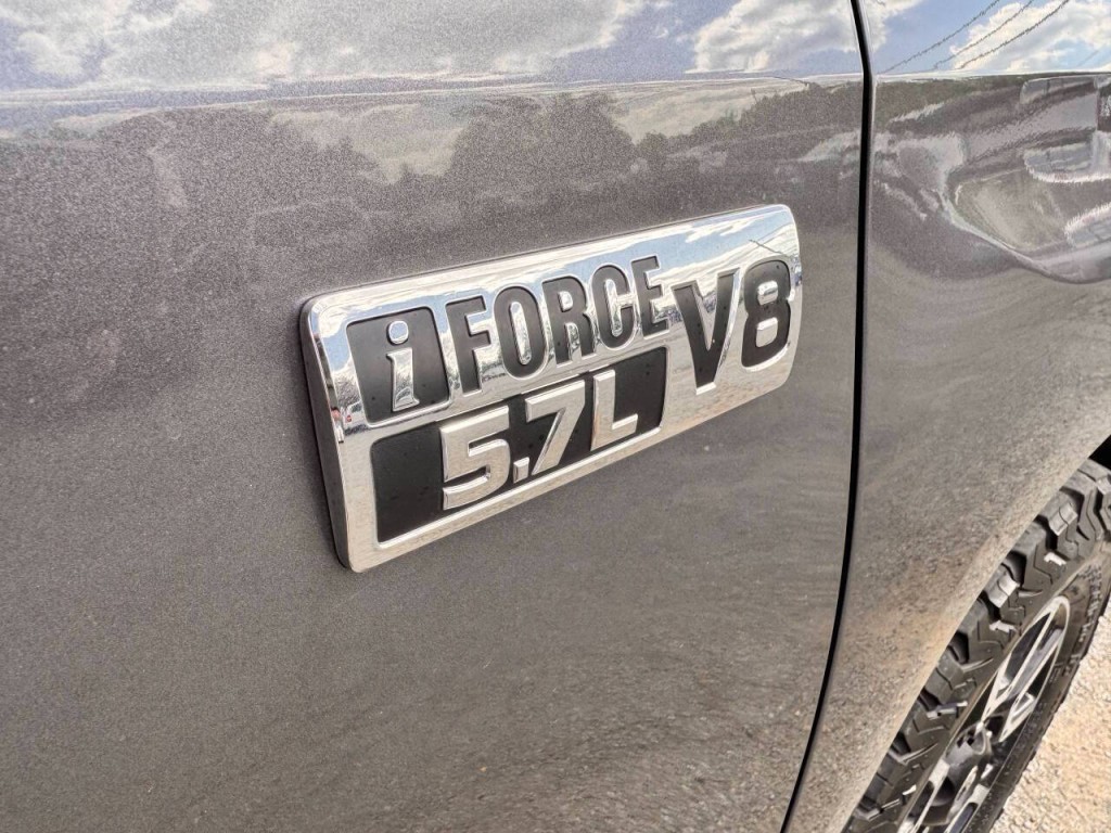 2014 Toyota Tundra Image 26