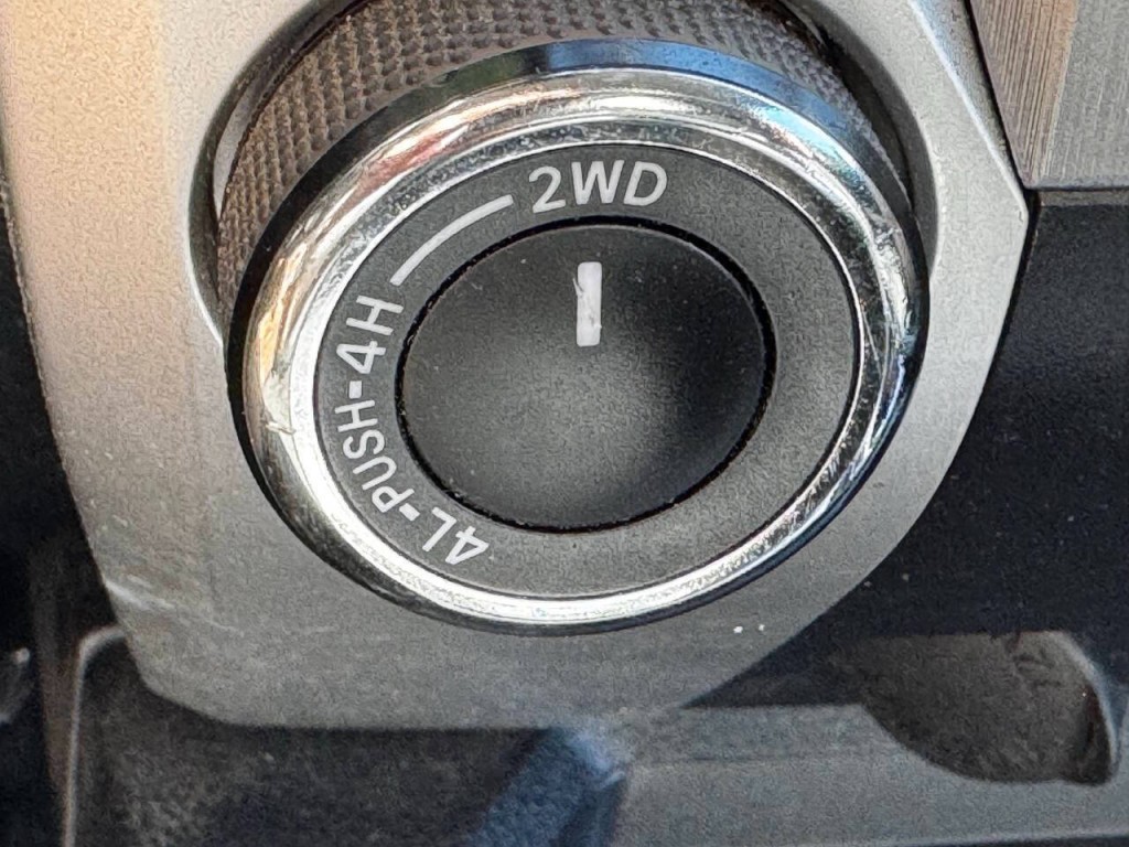 2014 Toyota Tundra Image 39