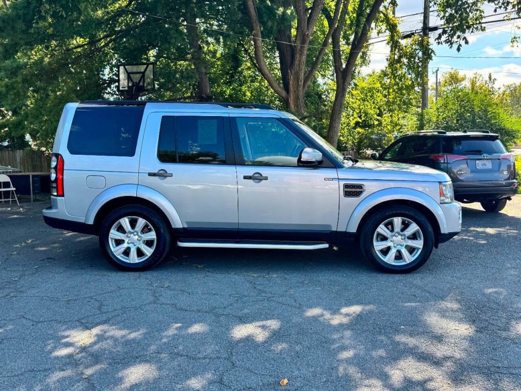 2015 Land Rover LR4 Image 4