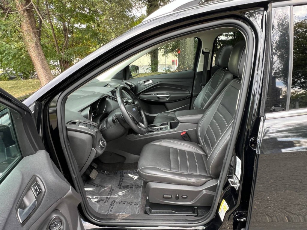 2017 Ford Escape Image 9