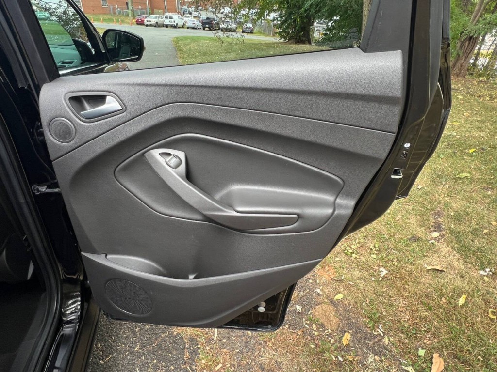 2017 Ford Escape Image 14