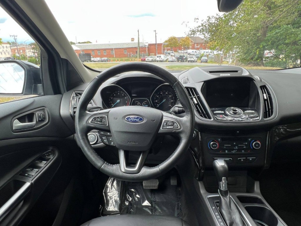 2017 Ford Escape Image 19
