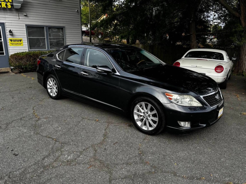 2011 Lexus LS 460 Image 7