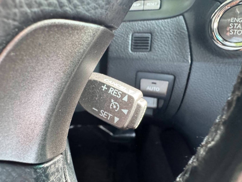 2011 Lexus LS 460 Image 36