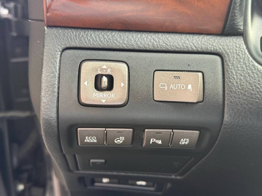 2011 Lexus LS 460 Image 50