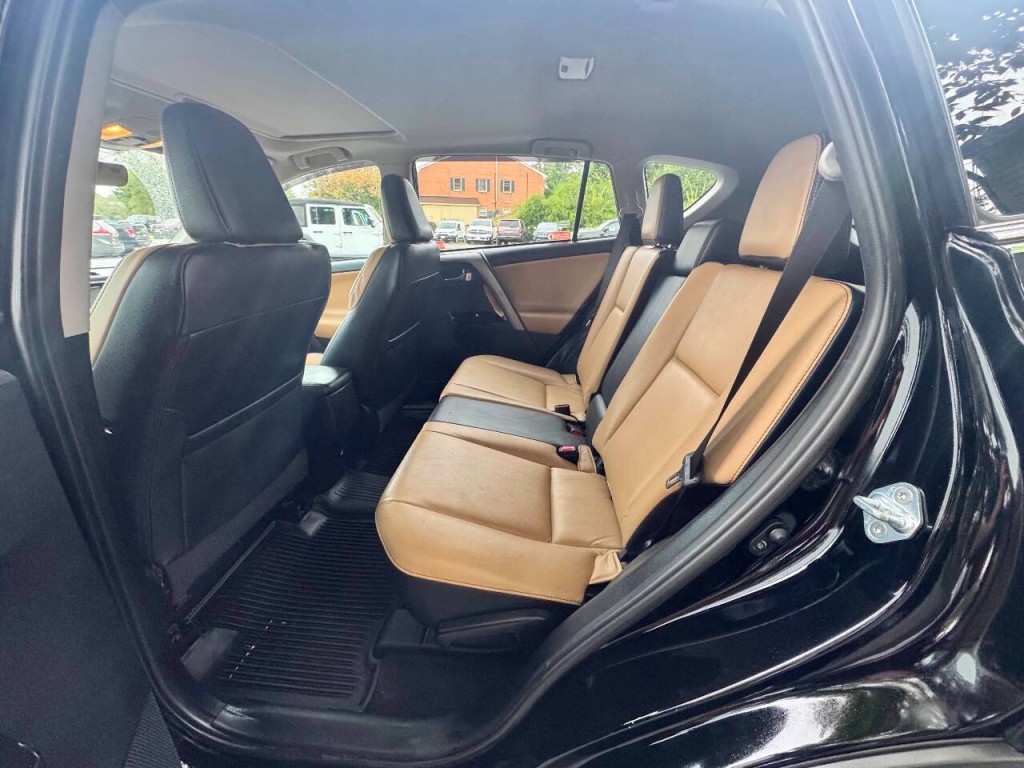 2018 Toyota Rav4 Image 10