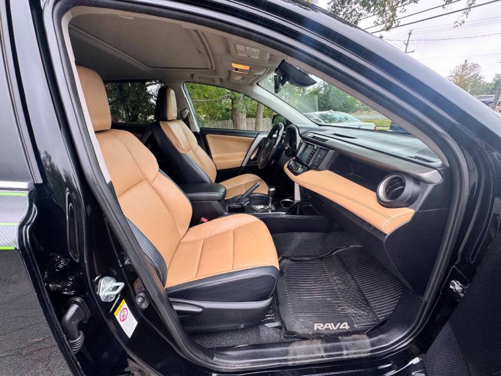 2018 Toyota Rav4 Image 16