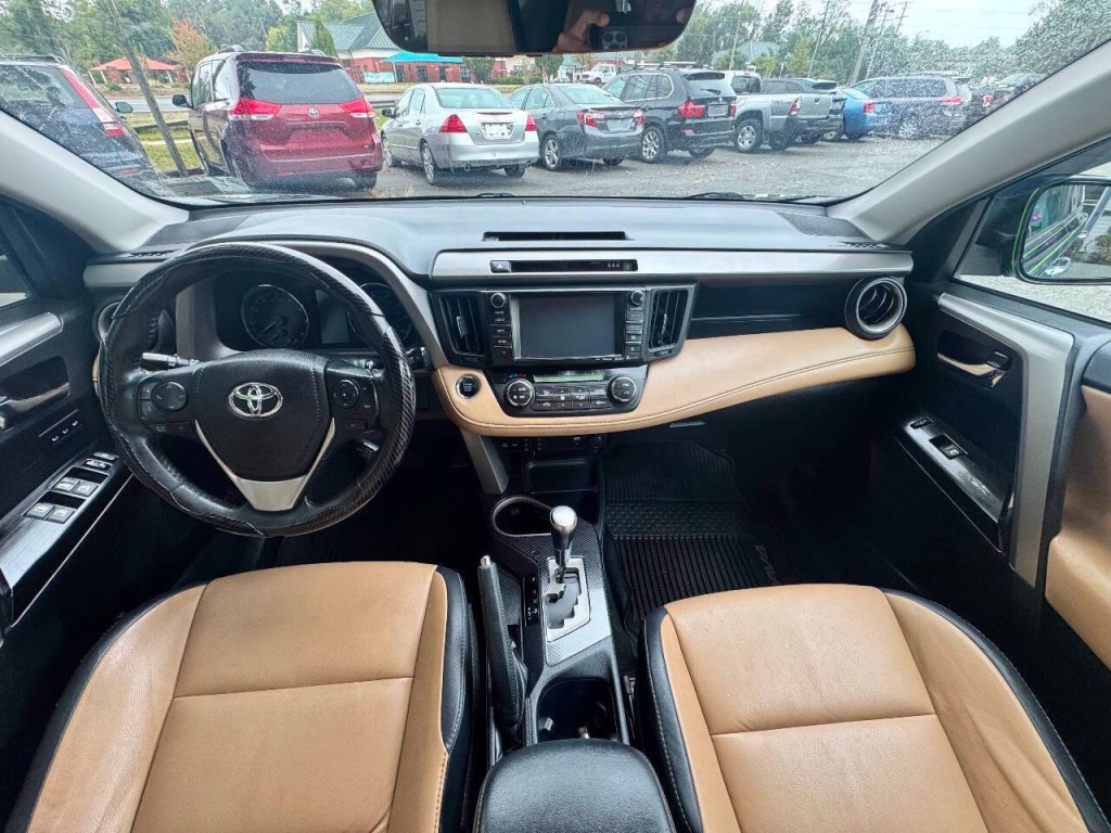 2018 Toyota Rav4 Image 24