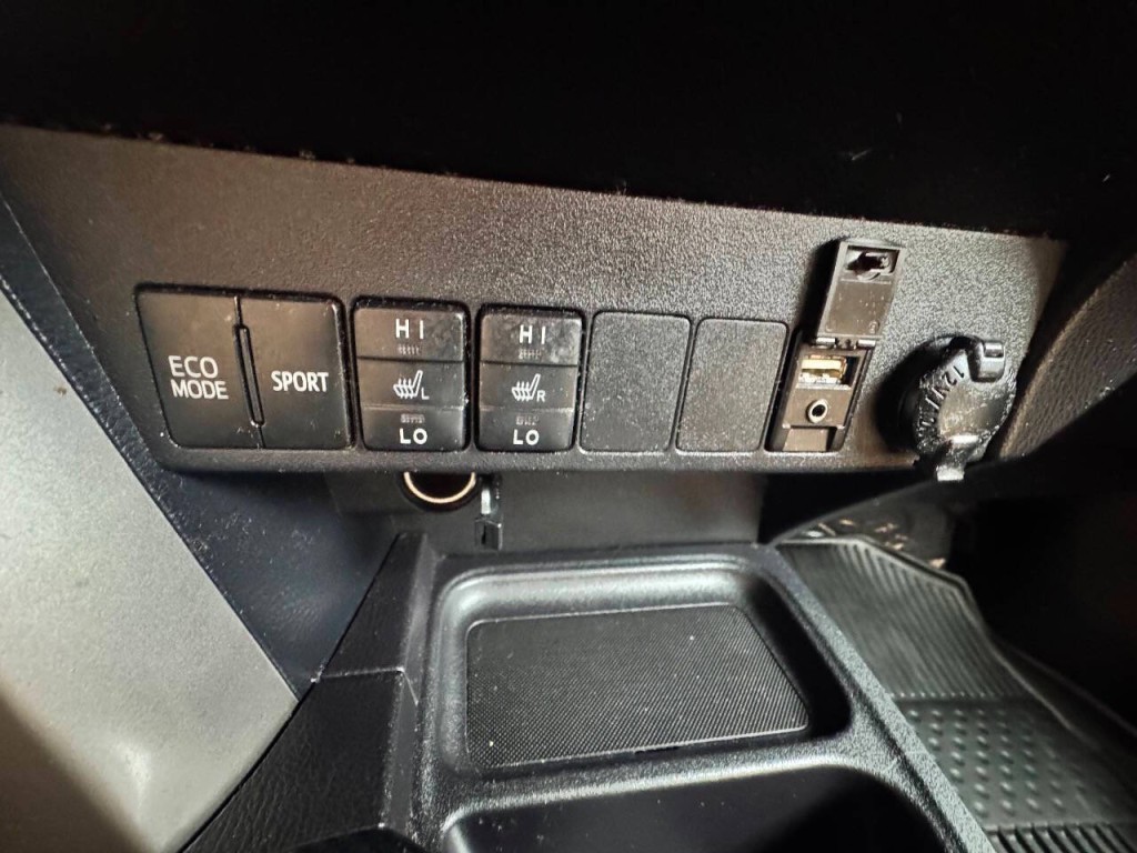 2018 Toyota Rav4 Image 26