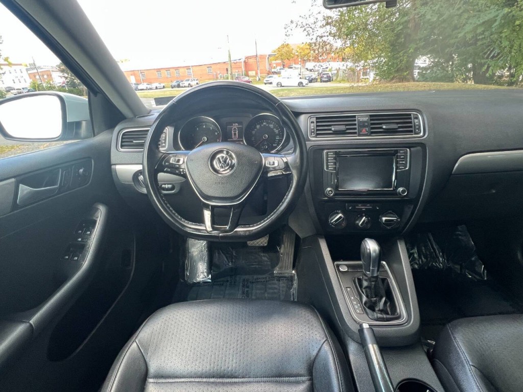 2018 Volkswagen Jetta Image 17