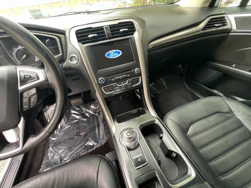 2017 Ford Fusion Image 26