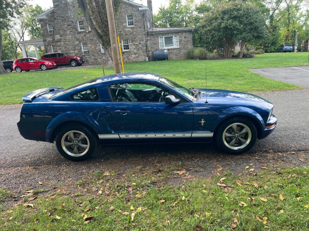 2006 Ford Mustang Image 4