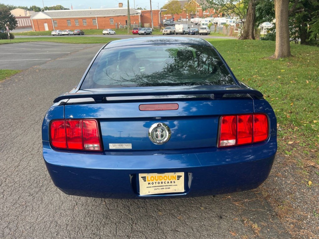2006 Ford Mustang Image 6