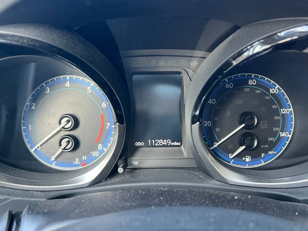 2015 Toyota Corolla Image 13