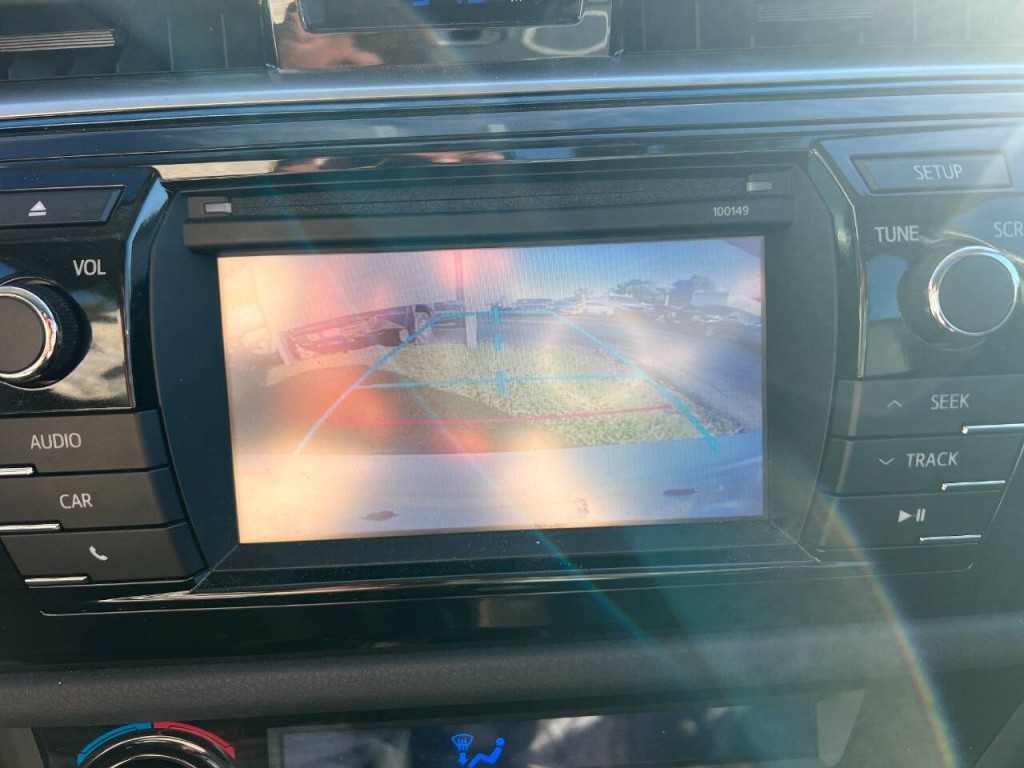 2015 Toyota Corolla Image 14