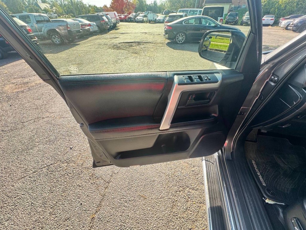 2013 Toyota 4Runner Image 7