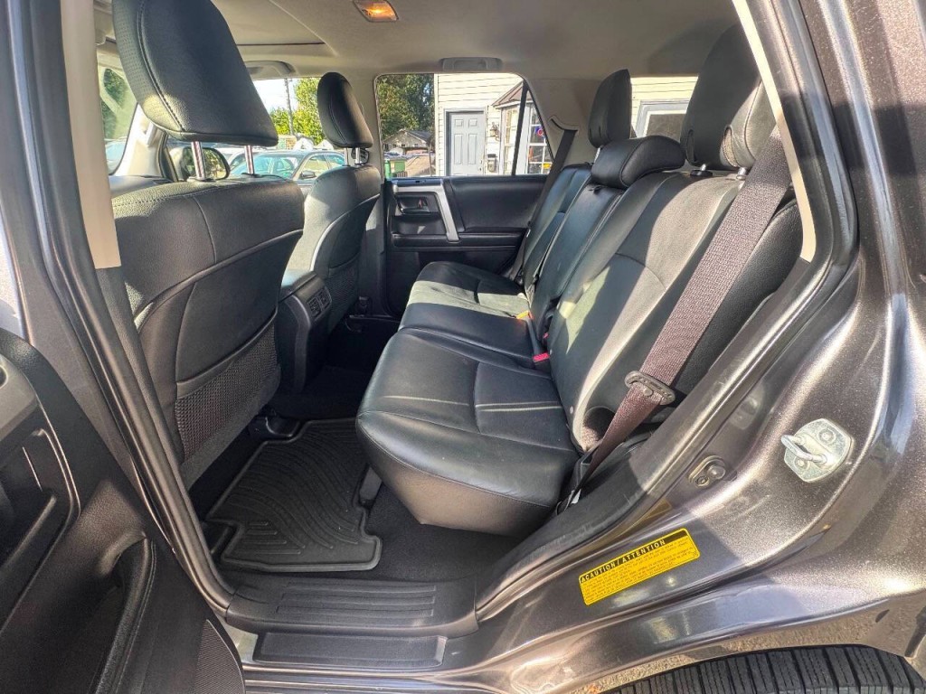 2013 Toyota 4Runner Image 10