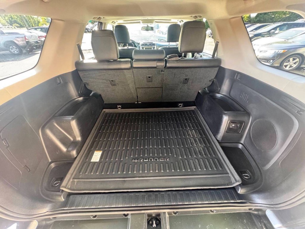 2013 Toyota 4Runner Image 12