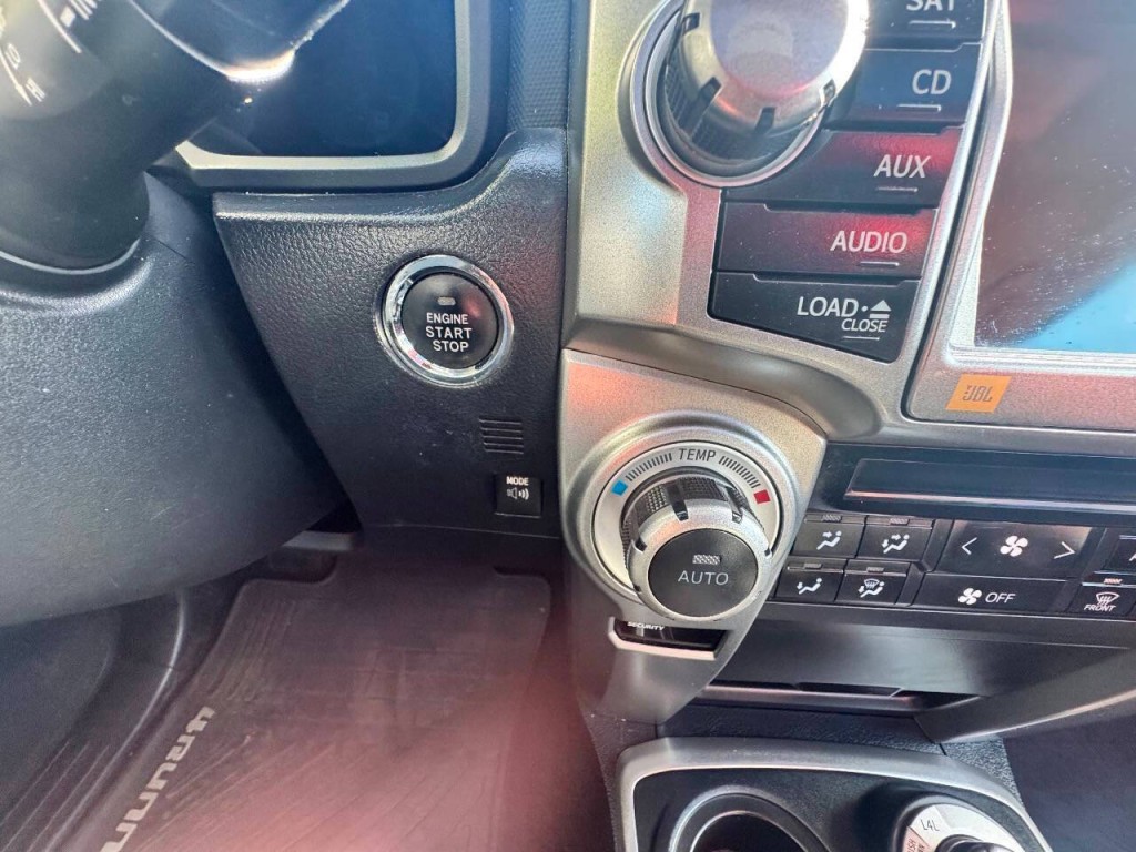 2013 Toyota 4Runner Image 21