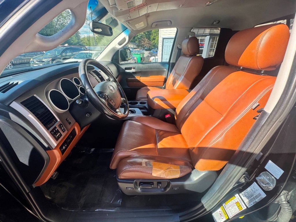 2012 Toyota Tundra Image 8