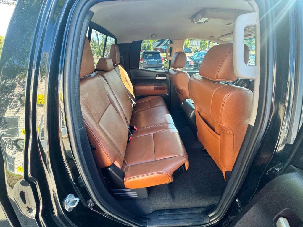 2012 Toyota Tundra Image 12