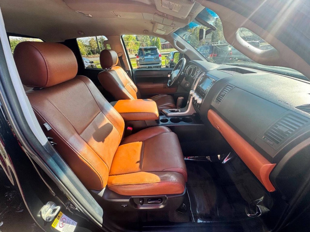 2012 Toyota Tundra Image 14