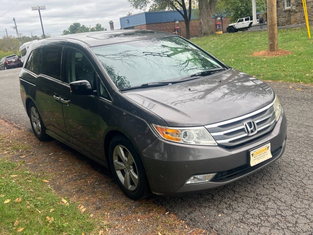 2012 Honda Odyssey Image 3