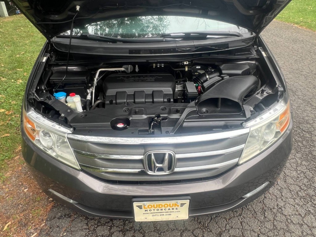 2012 Honda Odyssey Image 22