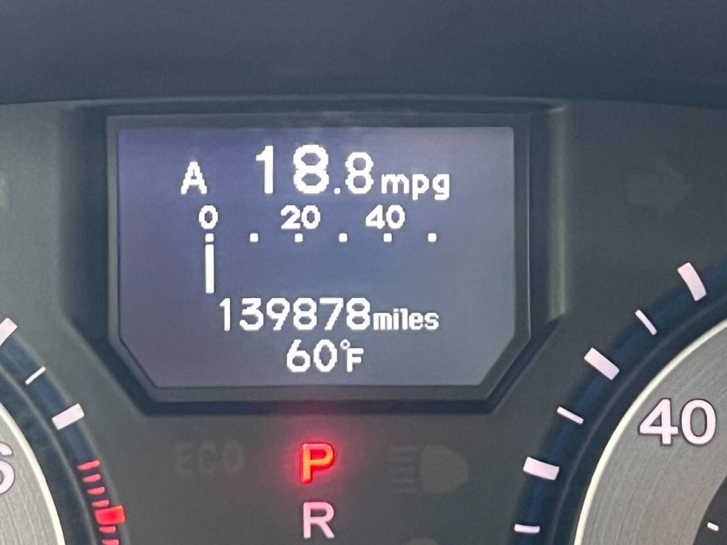 2012 Honda Odyssey Image 25