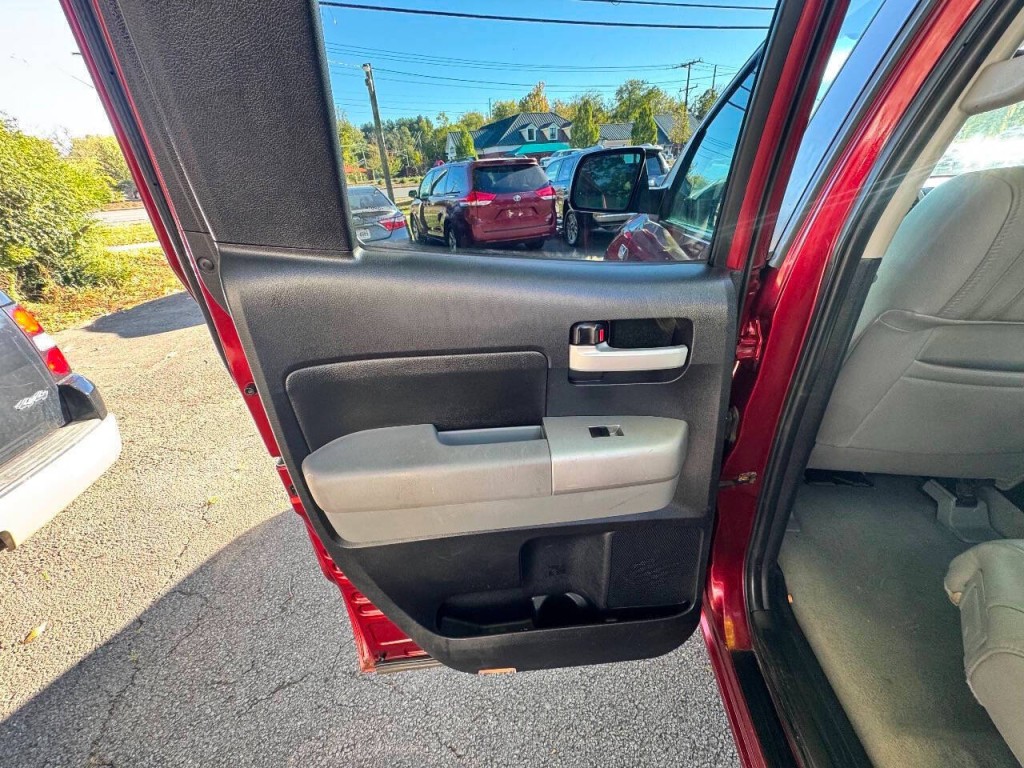 2007 Toyota Tundra Image 8