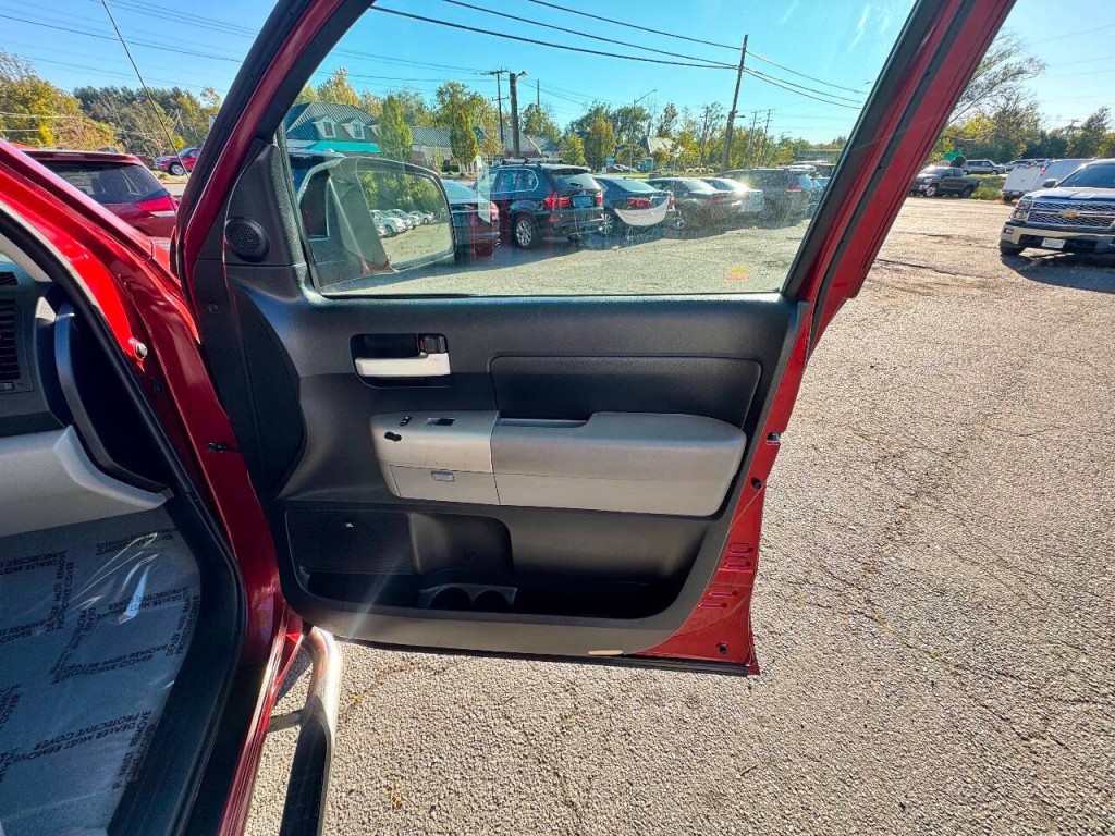 2007 Toyota Tundra Image 14