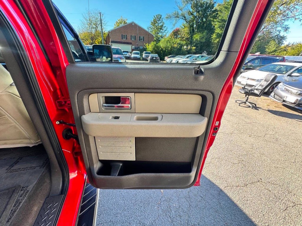 2010 Ford F-150 Image 12