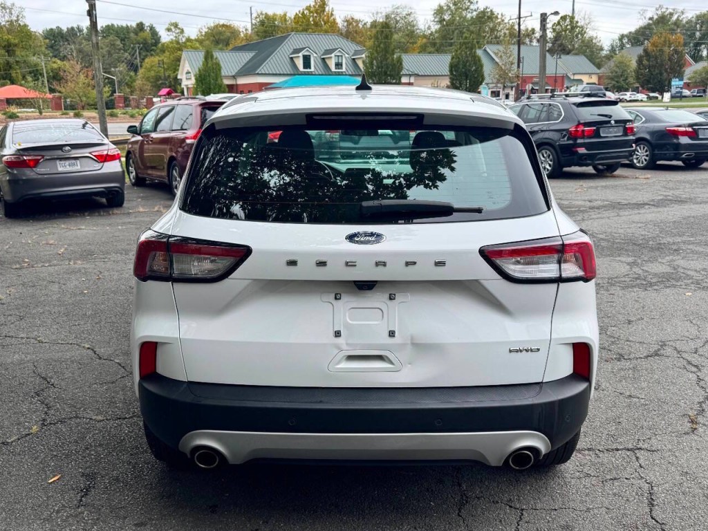 2021 Ford Escape Image 5