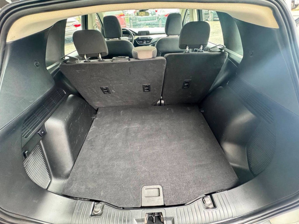 2021 Ford Escape Image 12