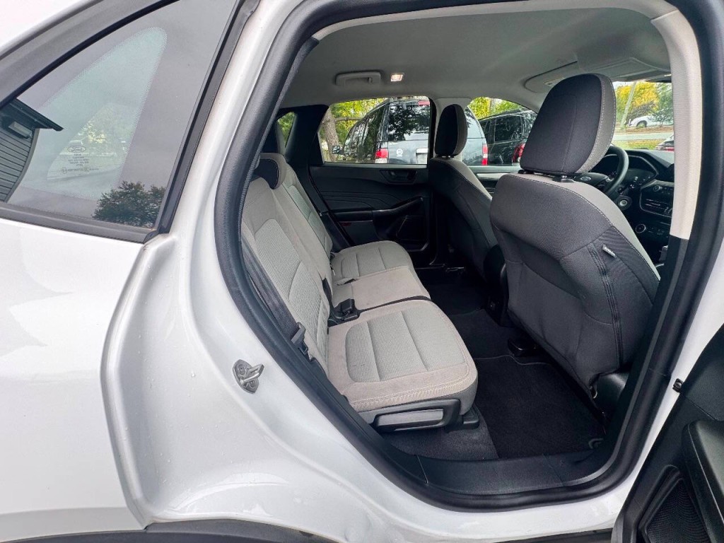2021 Ford Escape Image 14