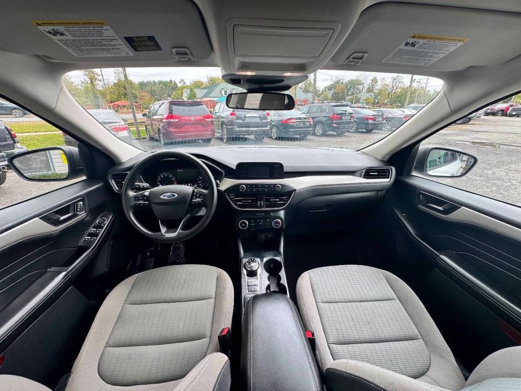 2021 Ford Escape Image 19