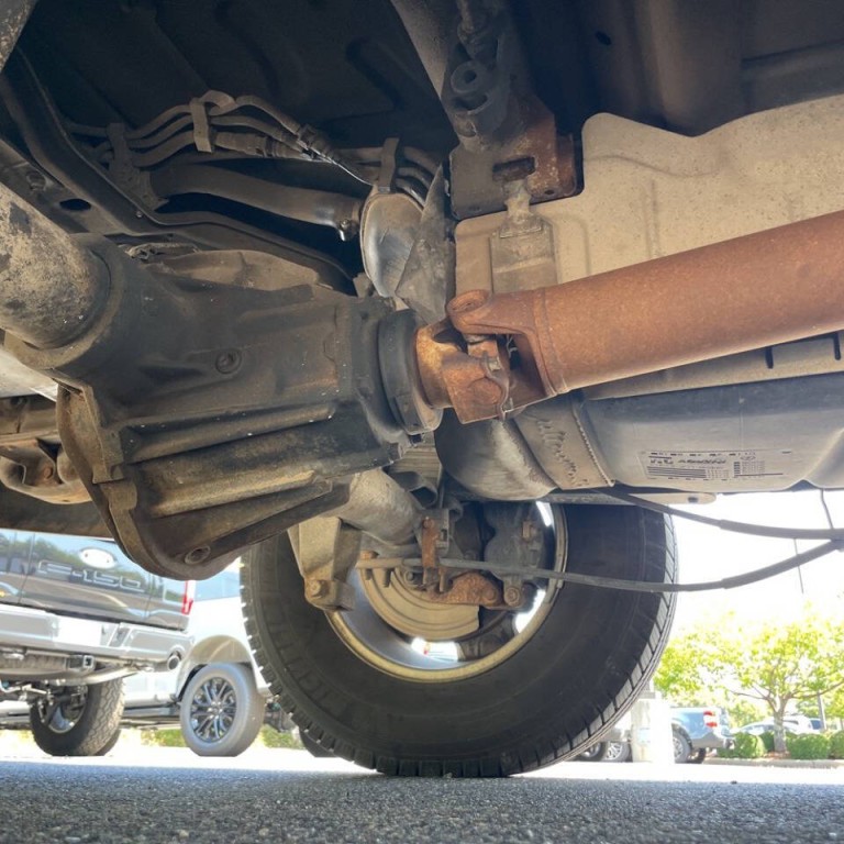2012 Chevrolet Suburban Image 30