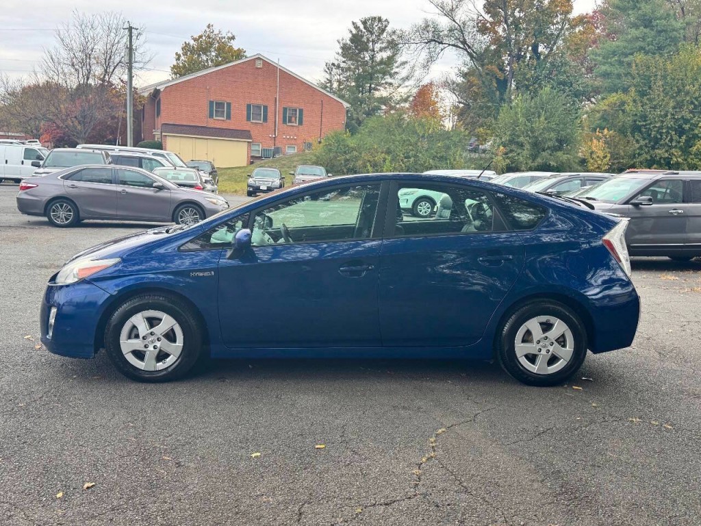 2011 Toyota Prius Image 6