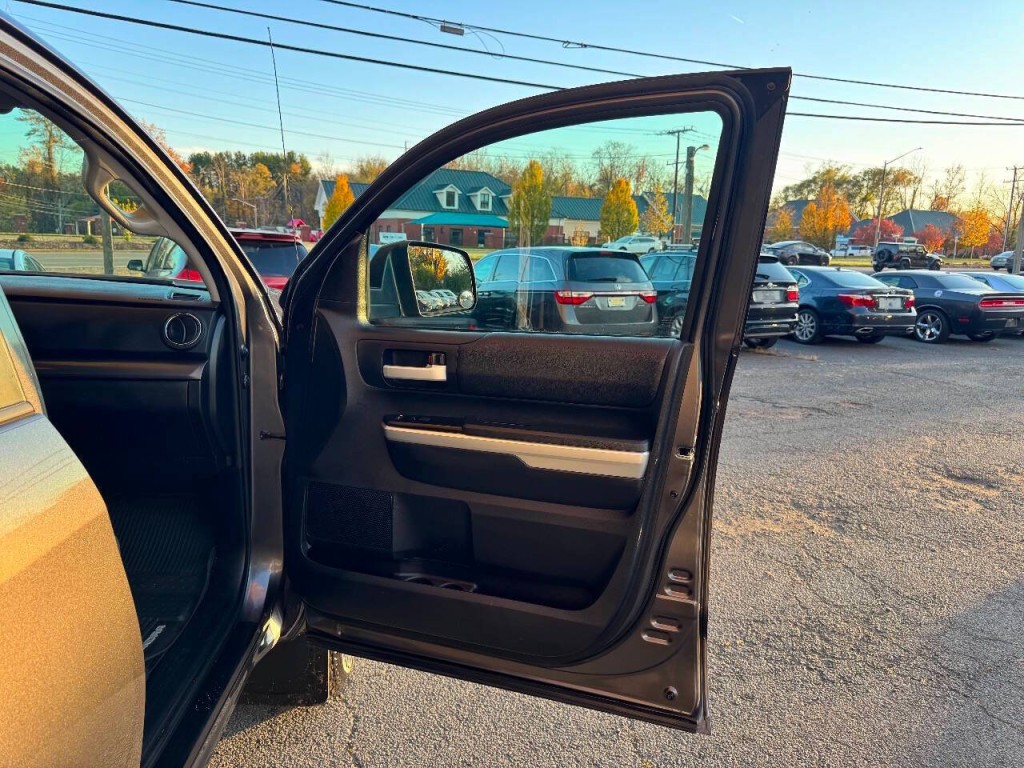 2014 Toyota Tundra Image 13