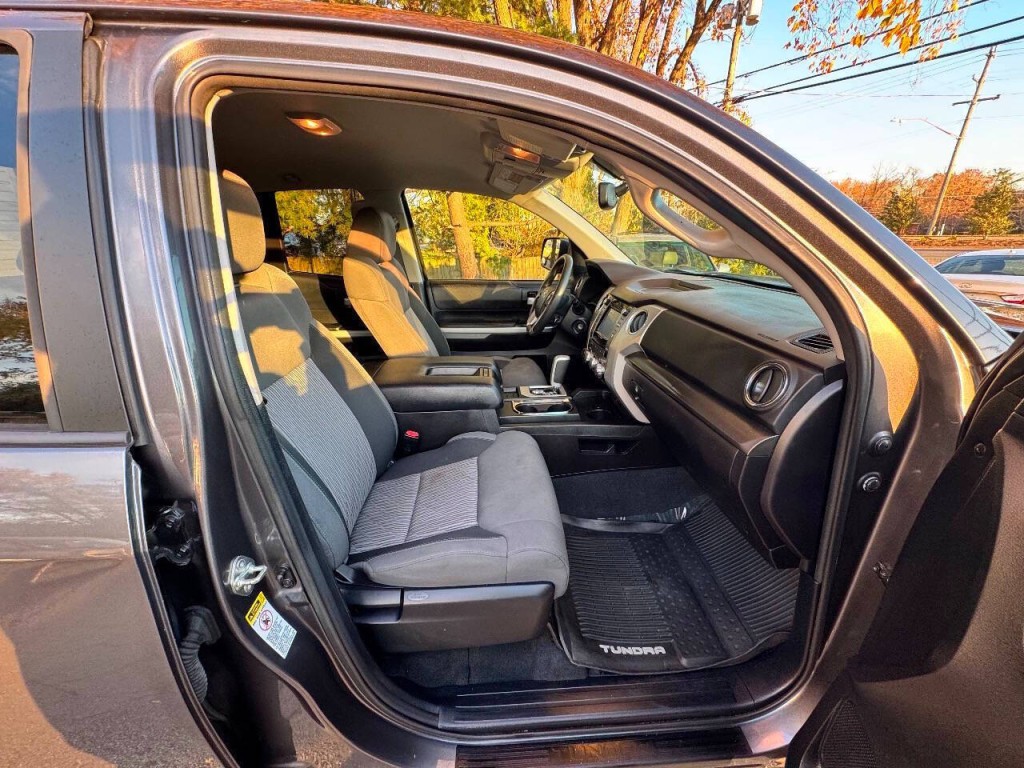 2014 Toyota Tundra Image 14