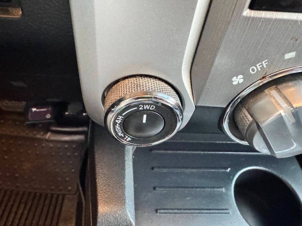 2014 Toyota Tundra Image 20