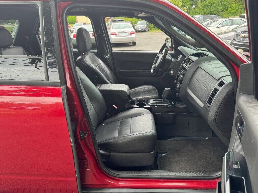 2011 Ford Escape Image 15