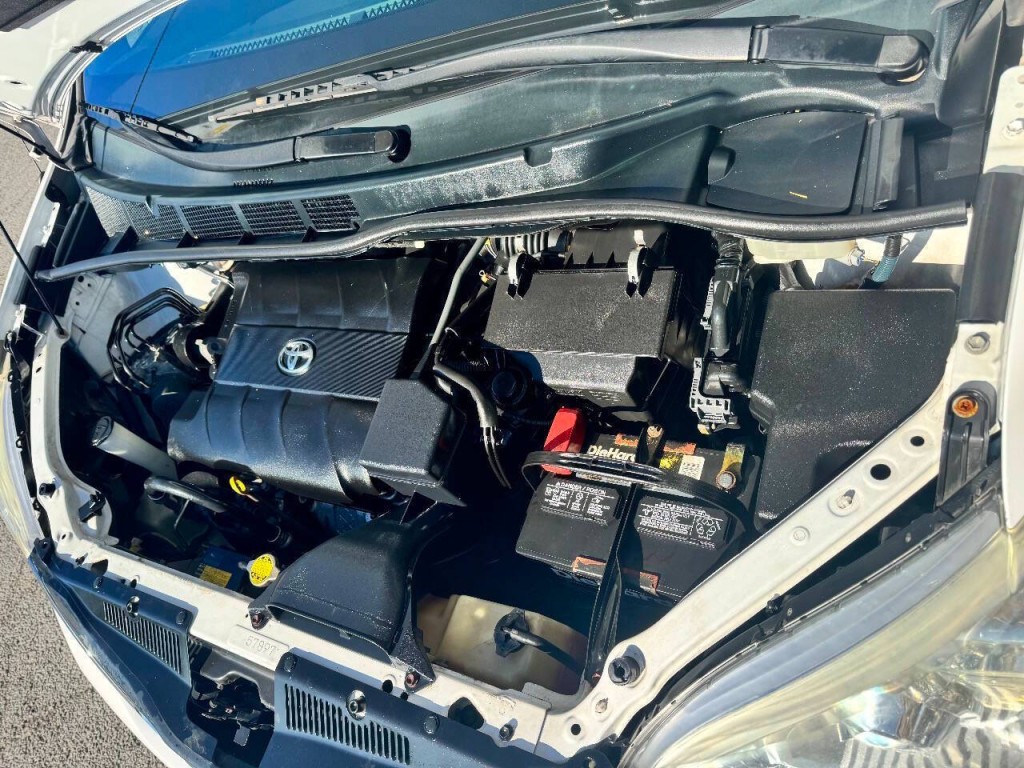 2011 Toyota Sienna Image 18