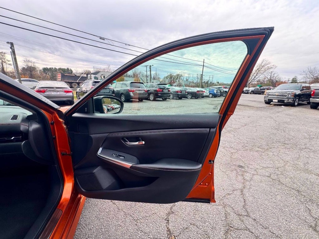 2020 Nissan Sentra Image 16