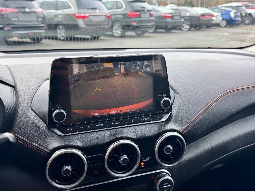 2020 Nissan Sentra Image 24