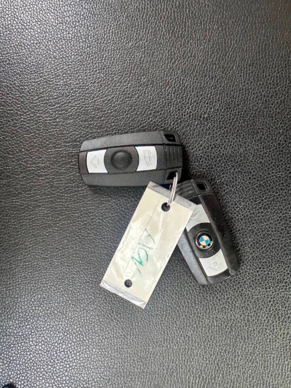 2011 BMW 3 Series Image 23