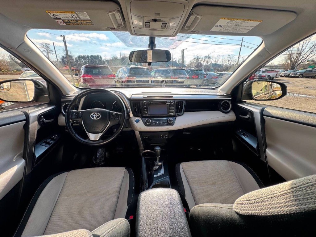 2016 Toyota Rav4 Image 23