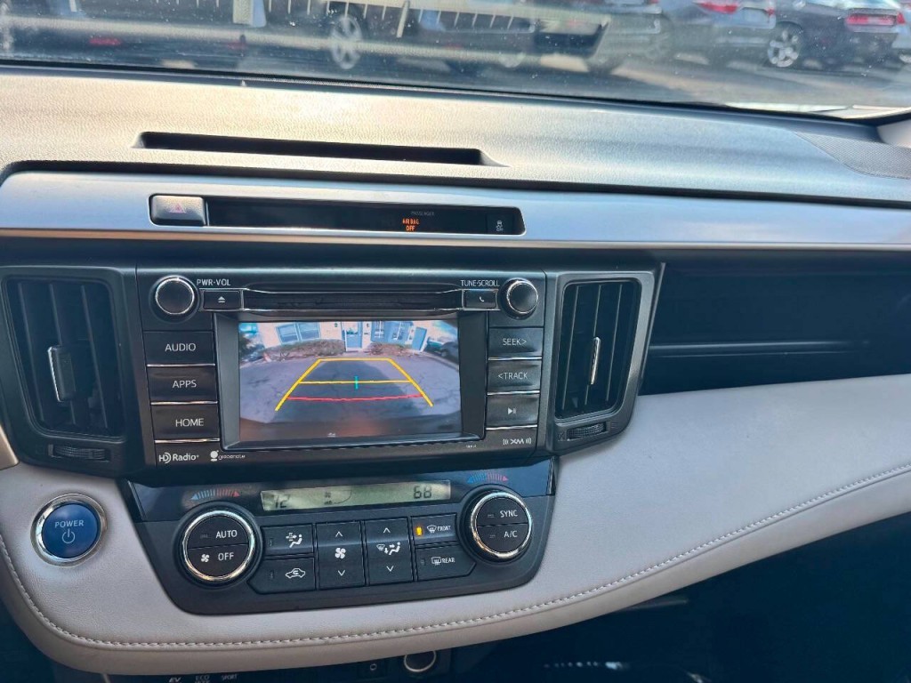 2016 Toyota Rav4 Image 30