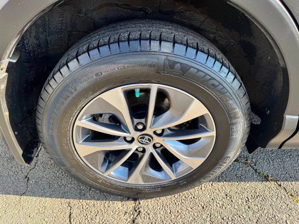 2016 Toyota Rav4 Image 34