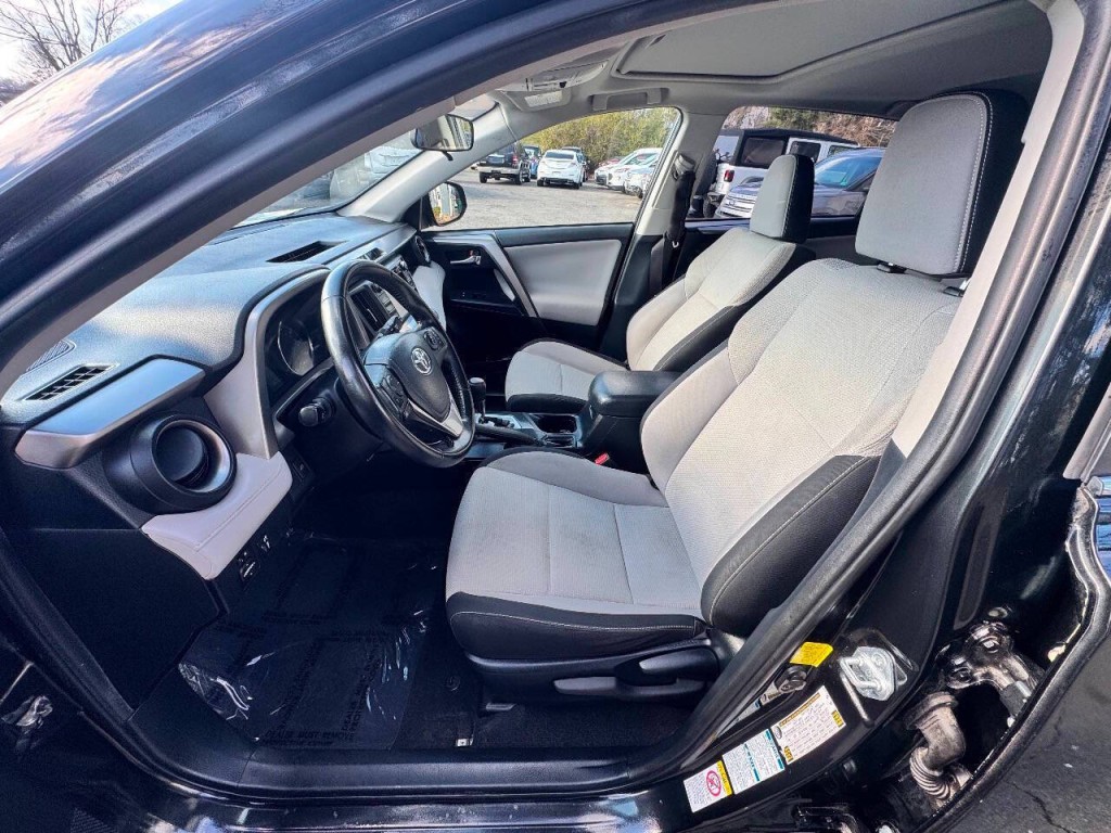 2016 Toyota Rav4 Image 42